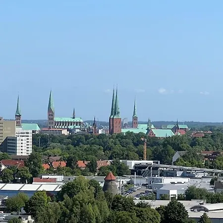 Ueber Den Daechern Der Hansestadt * Lubeck