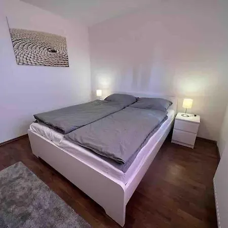 Apartment Ueber Den Daechern Der Hansestadt